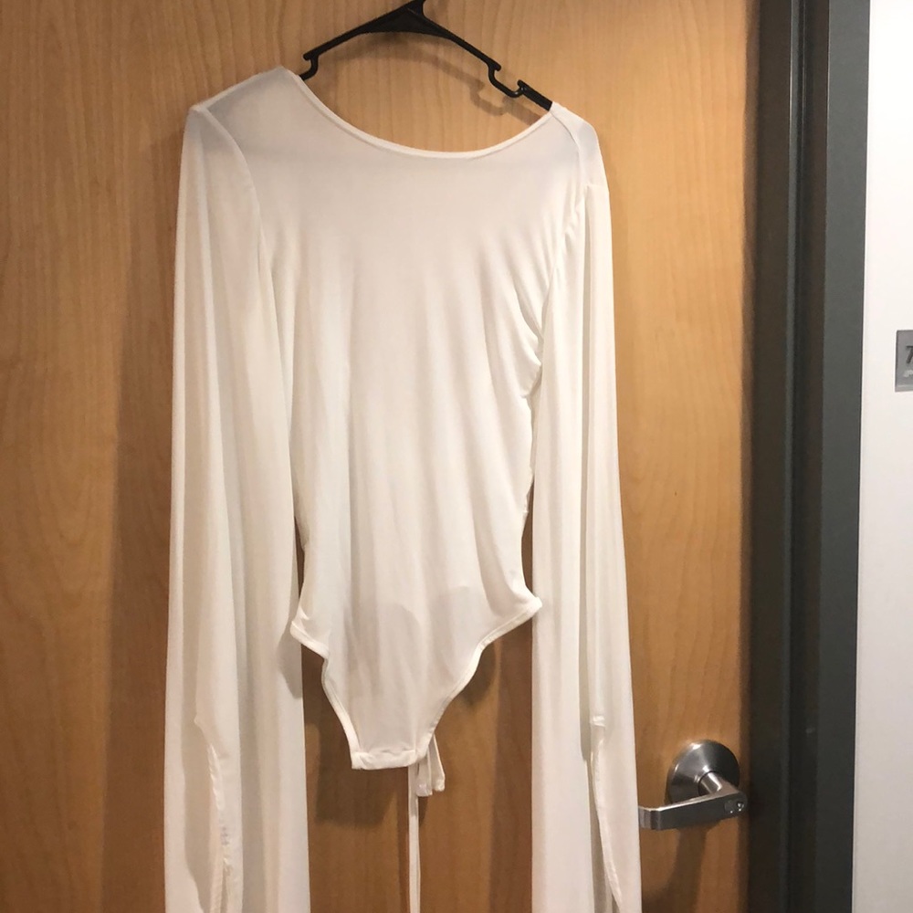 NWT WHITE BODYSUIT